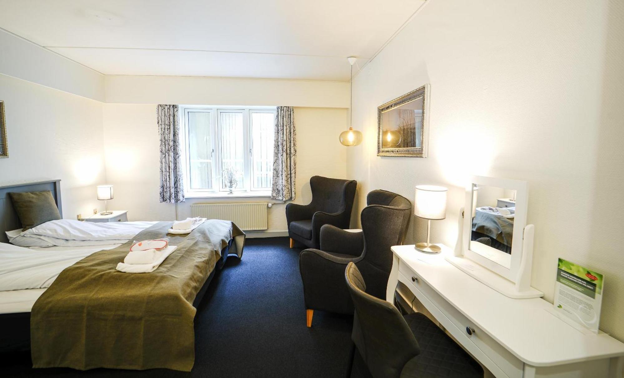 Отель Dronninglund Hotel 3*